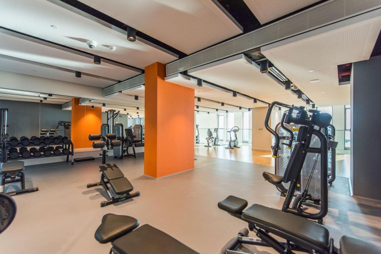 Spectacular 3 Bedroom Condo With Maids Room Facing The Dubai Eye Dış mekan fotoğraf