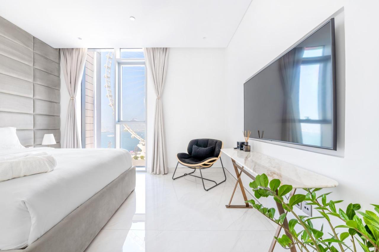 Spectacular 3 Bedroom Condo With Maids Room Facing The Dubai Eye Dış mekan fotoğraf