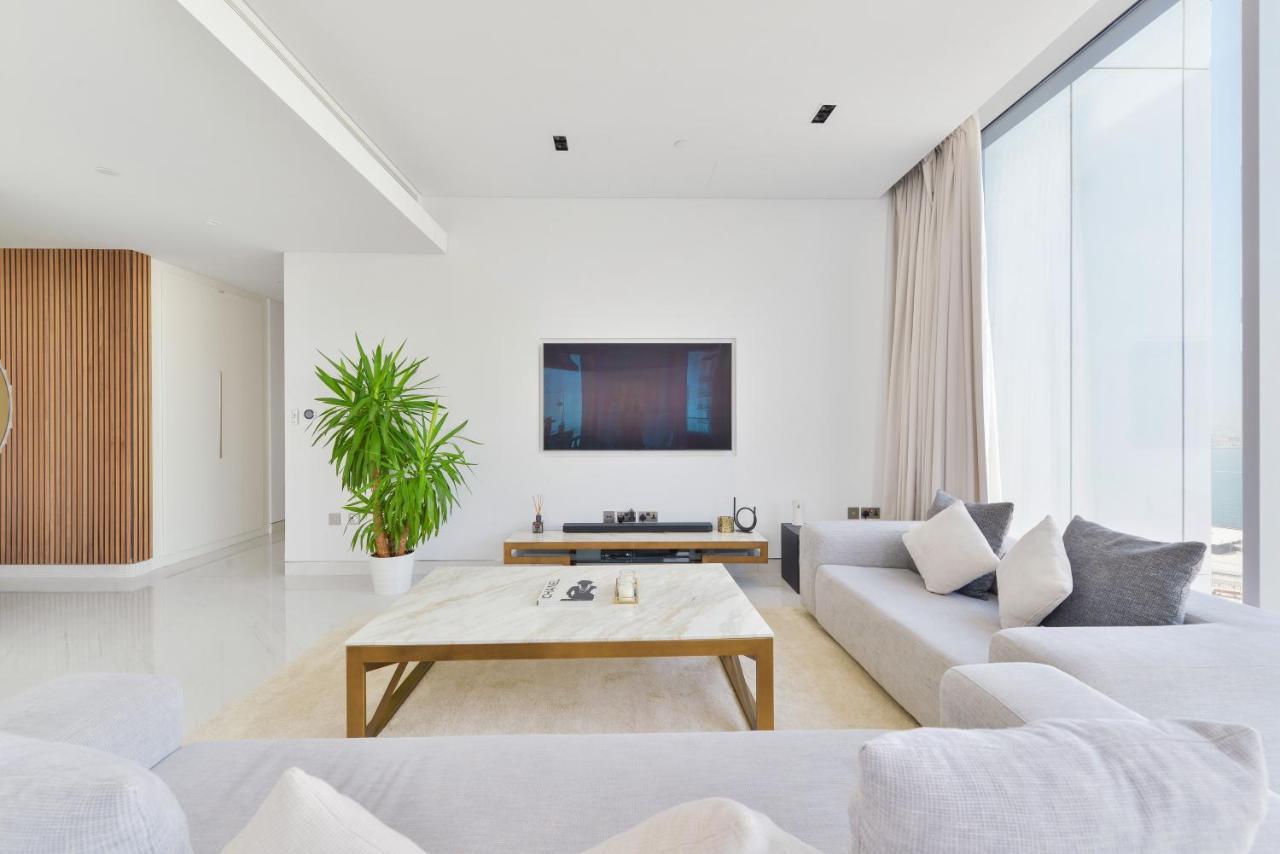 Spectacular 3 Bedroom Condo With Maids Room Facing The Dubai Eye Dış mekan fotoğraf