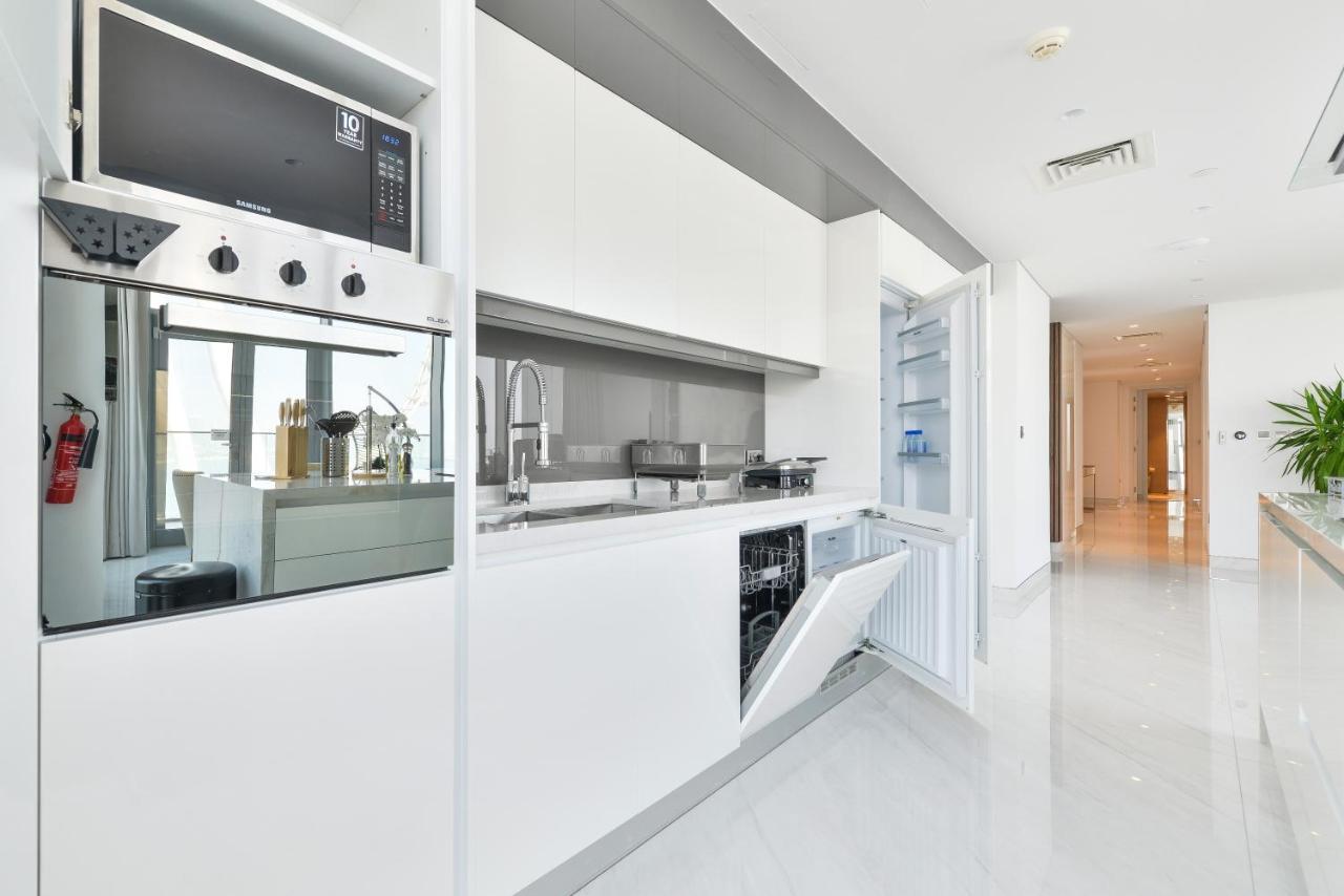 Spectacular 3 Bedroom Condo With Maids Room Facing The Dubai Eye Dış mekan fotoğraf